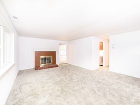 14463 58th Ave S, Tukwila WA 98168