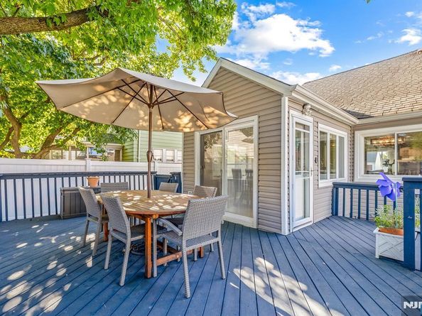 4 Marianne Terrace, Secaucus NJ 07094