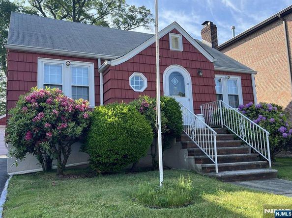 512 Orchard Avenue, Palisades Park NJ 07650