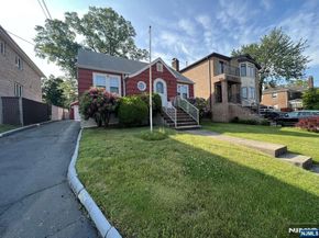 512 Orchard Avenue, Palisades Park NJ 07650