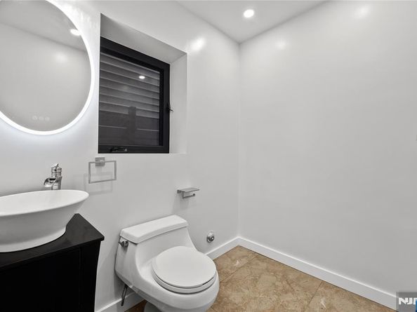 482 Kennedy Boulevard, Bayonne NJ 07002