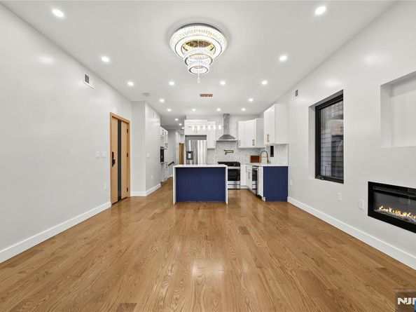 482 Kennedy Boulevard, Bayonne NJ 07002