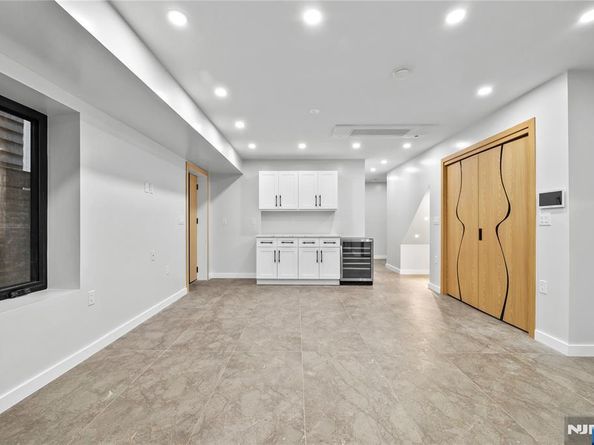 482 Kennedy Boulevard, Bayonne NJ 07002