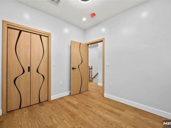 482 Kennedy Boulevard, Bayonne NJ 07002