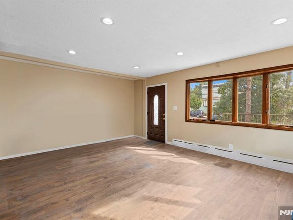 439 Cliff Street, Fairview NJ 07022