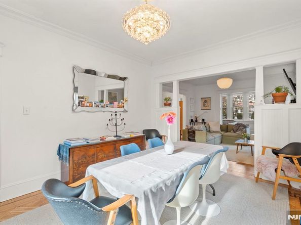 25 75th Street, North Bergen NJ 07047