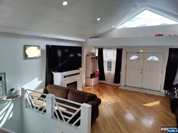 1512 41st Street, North Bergen NJ 07047
