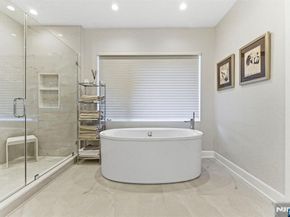 29 Roslyn Avenue, Englewood Cliffs NJ 07632