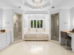 5002 SW 86th St, Miami FL 33143