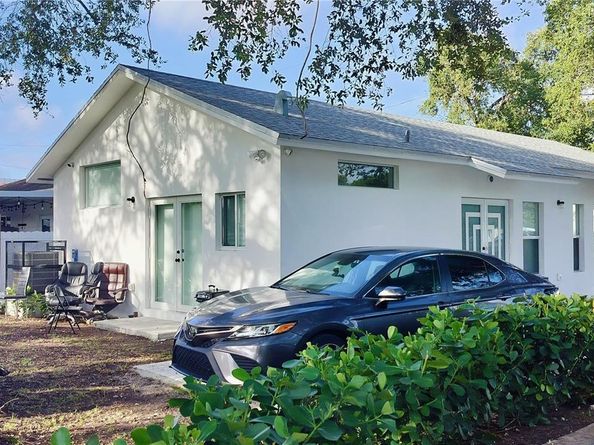 4295 NW 32nd Ave, Miami FL 33142
