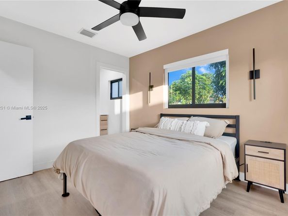 14265 SW 105th Ct, Miami FL 33176