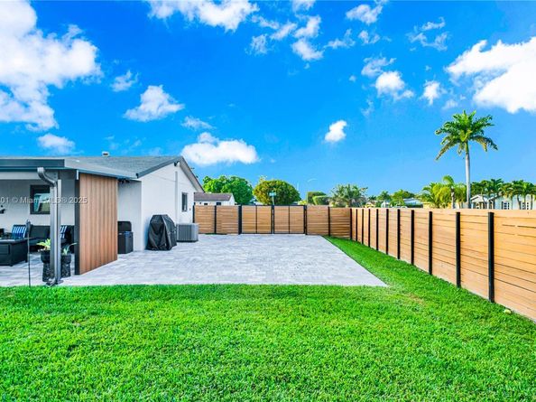 14265 SW 105th Ct, Miami FL 33176
