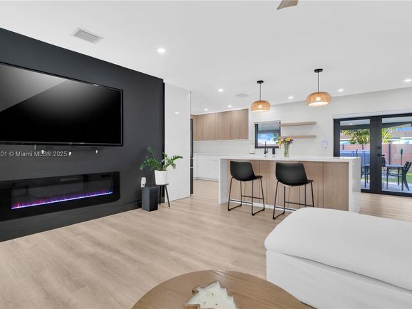 14265 SW 105th Ct, Miami FL 33176