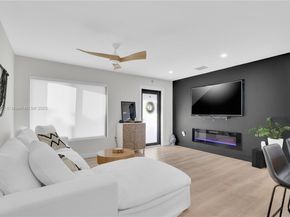 14265 SW 105th Ct, Miami FL 33176