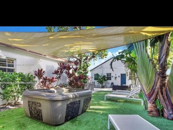 149 NW 48th St, Miami FL 33127