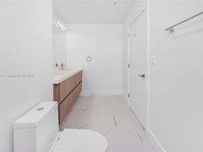 32 NW 14th Ave 101, Miami FL 33125