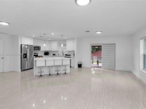 6270 Arthur St, Hollywood FL 33024