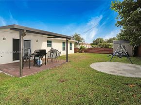 6270 Arthur St, Hollywood FL 33024