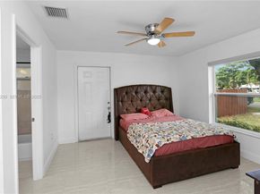 6270 Arthur St, Hollywood FL 33024