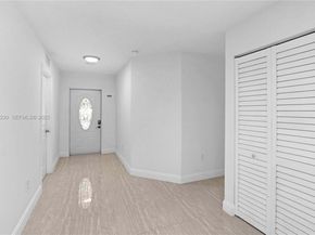 6270 Arthur St, Hollywood FL 33024