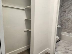 1239 Marseille Dr 4, Miami Beach FL 33141
