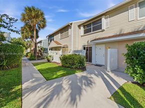 2709 NE 15th St, Pompano Beach FL 33062