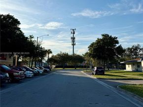 2023 NE 169th St, North Miami Beach FL 33162