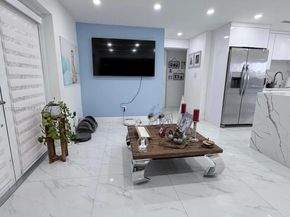 5168 E 8th Ln, Hialeah FL 33013