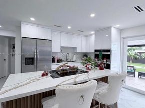 5168 E 8th Ln, Hialeah FL 33013