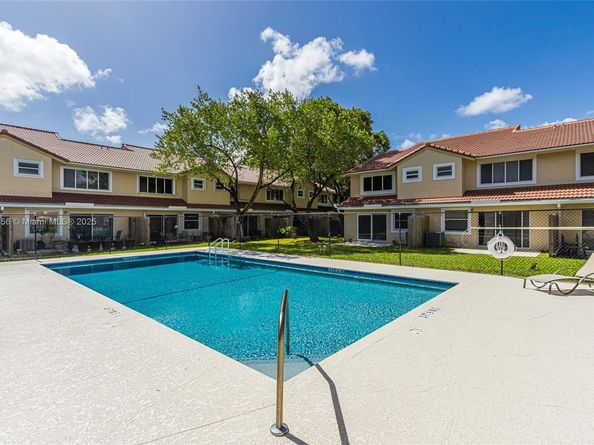 8191 Southgate Blvd 8191, North Lauderdale FL 33068