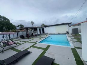 2920 SW 69th Ave, Miami FL 33155