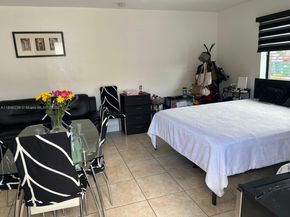 2920 SW 69th Ave, Miami FL 33155