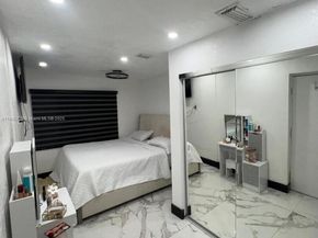 2920 SW 69th Ave, Miami FL 33155