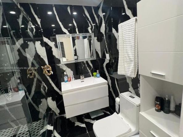 2920 SW 69th Ave, Miami FL 33155