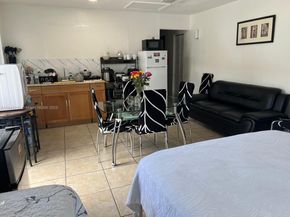 2920 SW 69th Ave, Miami FL 33155