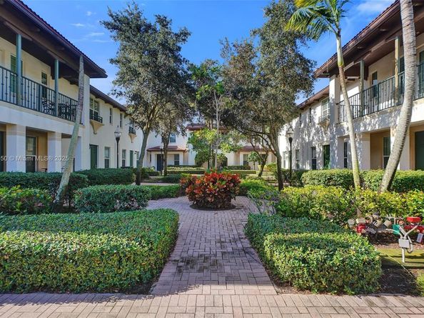 2659 SW 118th Rd, Miramar FL 33025