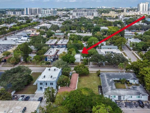 2015 Washington St, Hollywood FL 33020