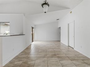 6696 SW 152nd Pl 2796, Miami FL 33193