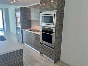 460 NE 28th St 2603, Miami FL 33137