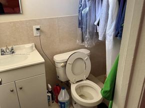 218 SW 1st Ct, Pompano Beach FL 33060