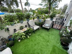 2463 Pine Tree Dr 4, Miami Beach FL 33140