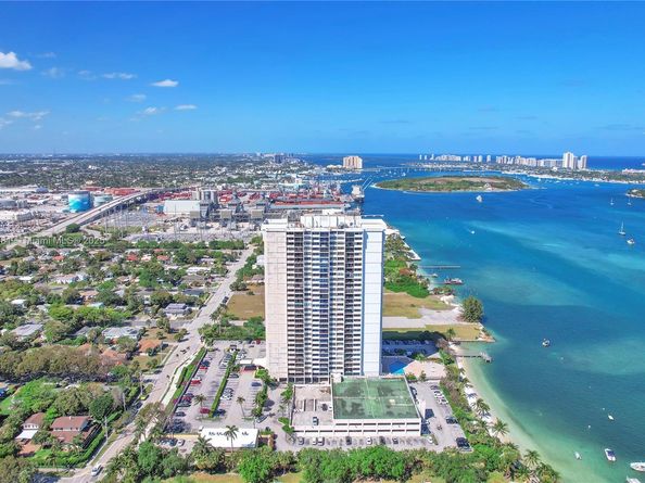 5600 N Flagler Dr 304, West Palm Beach FL 33407