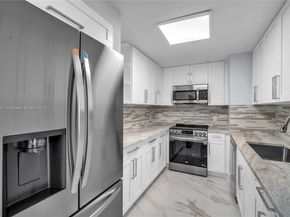 5600 N Flagler Dr 304, West Palm Beach FL 33407