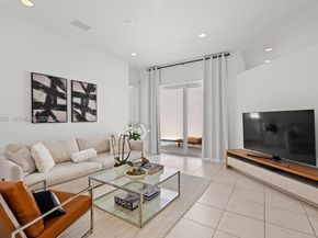 1408 Mariner Way, Hollywood FL 33019