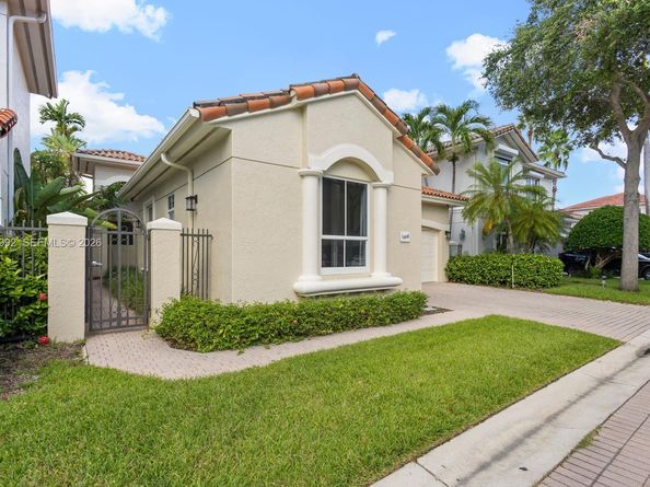 1408 Mariner Way, Hollywood FL 33019