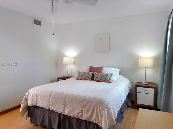 4555 SW 68th Ct Cir 111, Miami FL 33155