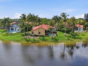 3038 Lakewood Dr, Weston FL 33332