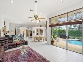 3038 Lakewood Dr, Weston FL 33332