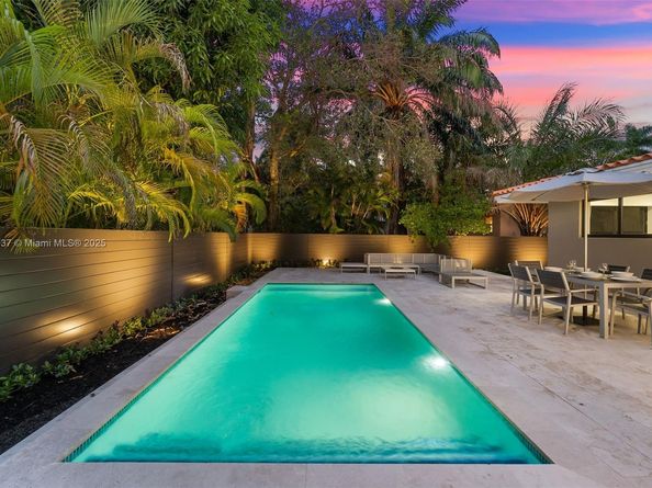 1001 NE 84th St, Miami FL 33138