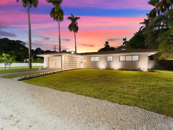 1001 NE 84th St, Miami FL 33138